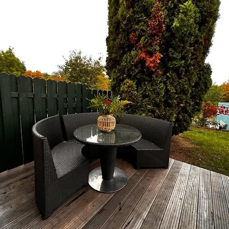 Appartment Pruhonice & Terrace Esterno foto
